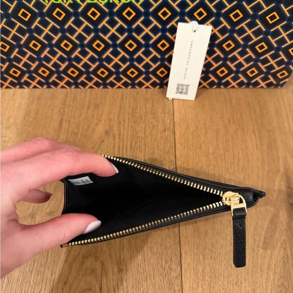 Tory Burch Britten Zip Card Case Mini Wallet Black Gold - Picture 5 of 5